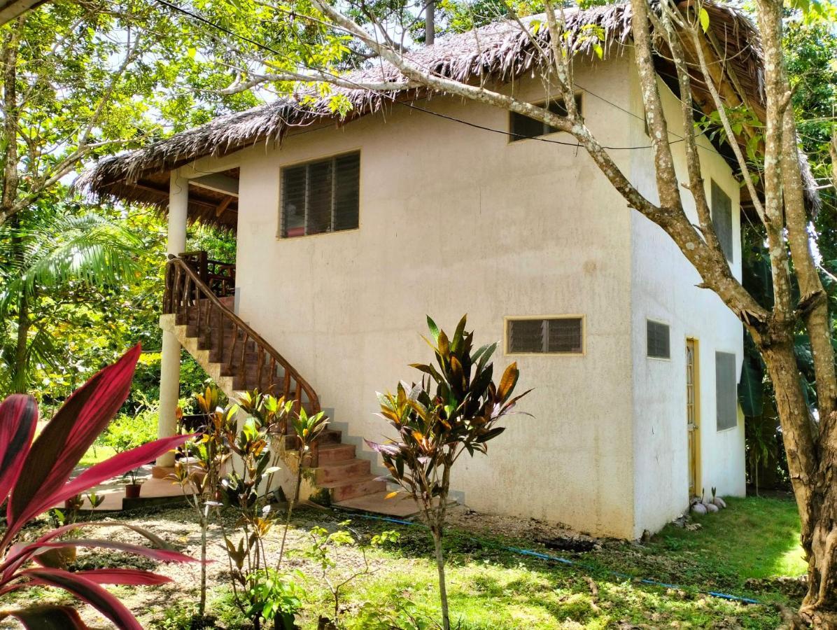 The Sylvia Hostel San Juan  Exterior photo